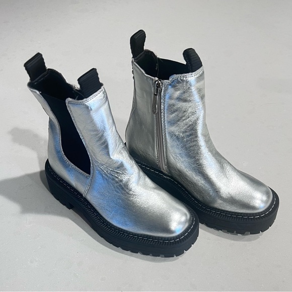 New‎ Sam Edelman Laguna Silver Leather Pull On Chelsea Boots Kids 12 M - Picture 7 of 12